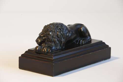 Pair of Cast Sculptures Bronze Lions, after Antonio Canova, 19th Century