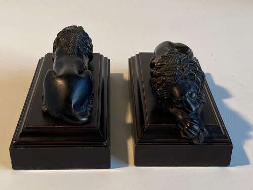 Pair of Cast Sculptures Bronze Lions, after Antonio Canova, 19th Century