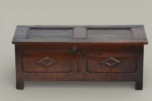 OAK COFFER C1760