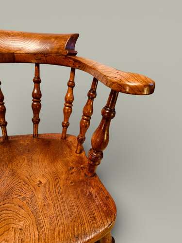 WINDSOR CAPTAIN'S CHAIR IN ASH & BEECH WITH ELM SEAT C 1890
