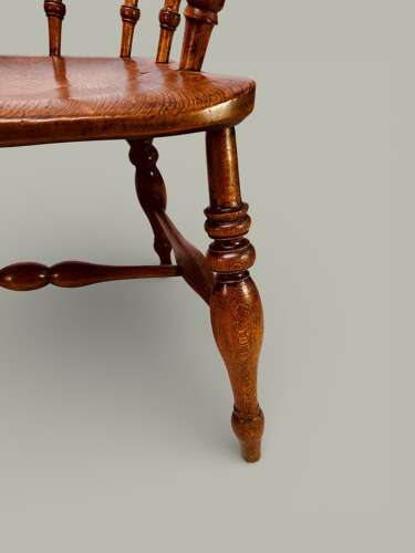 WINDSOR CAPTAIN'S CHAIR IN ASH & BEECH WITH ELM SEAT C 1890