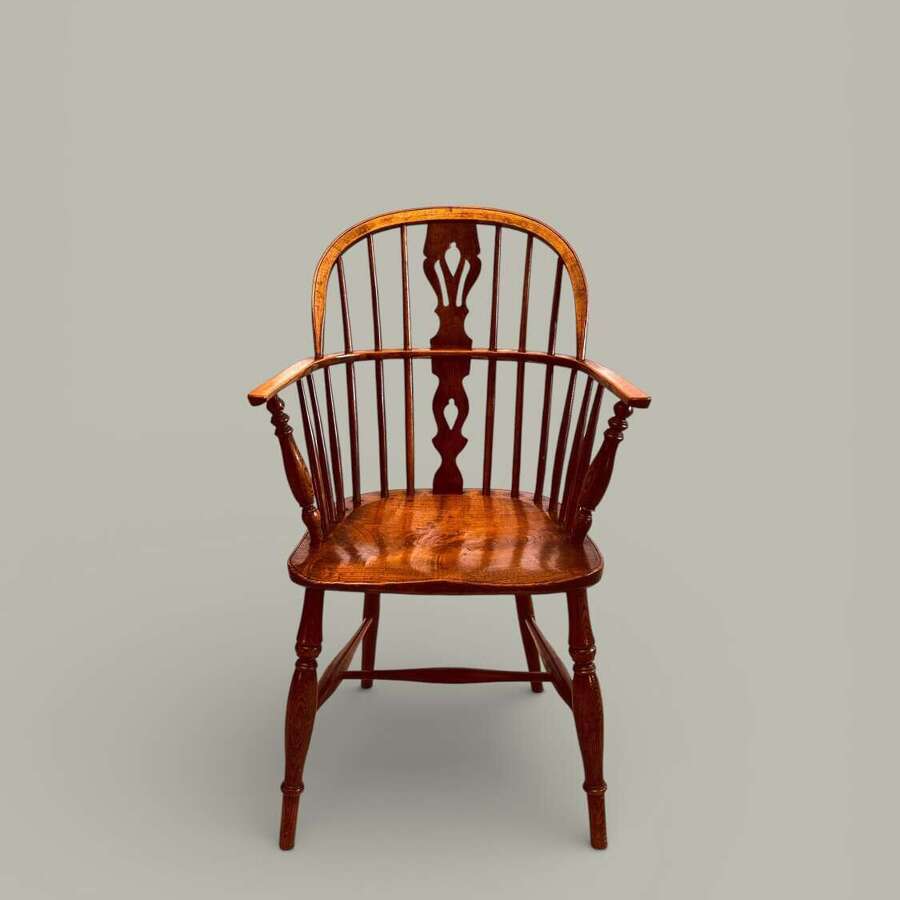 WINDSOR LOW BACK ARMCHAIR IN ASH & ELM C1840