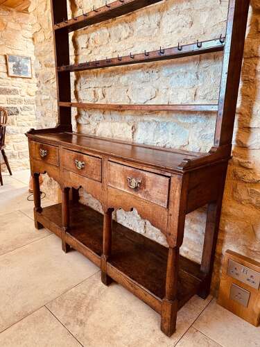 POTBOARD DRESSER WITH OPEN RACK, OAK, C1790
