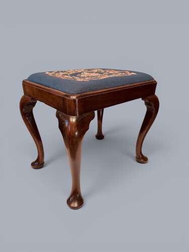 CABRIOLE LEG STOOL, RED WALNUT, C1720