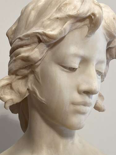 Early 20th Century Italian Carrara Marble Bust of Beautiful Lady by Affortunato Gory