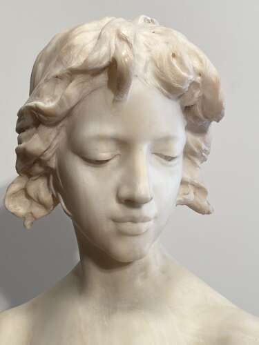 Early 20th Century Italian Carrara Marble Bust of Beautiful Lady by Affortunato Gory