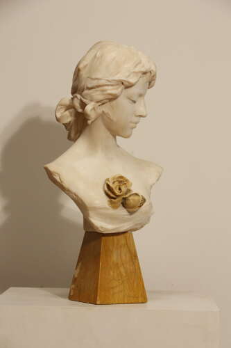 Early 20th Century Italian Carrara Marble Bust of Beautiful Lady by Affortunato Gory