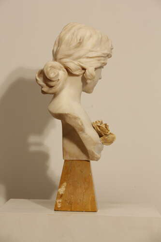 Early 20th Century Italian Carrara Marble Bust of Beautiful Lady by Affortunato Gory