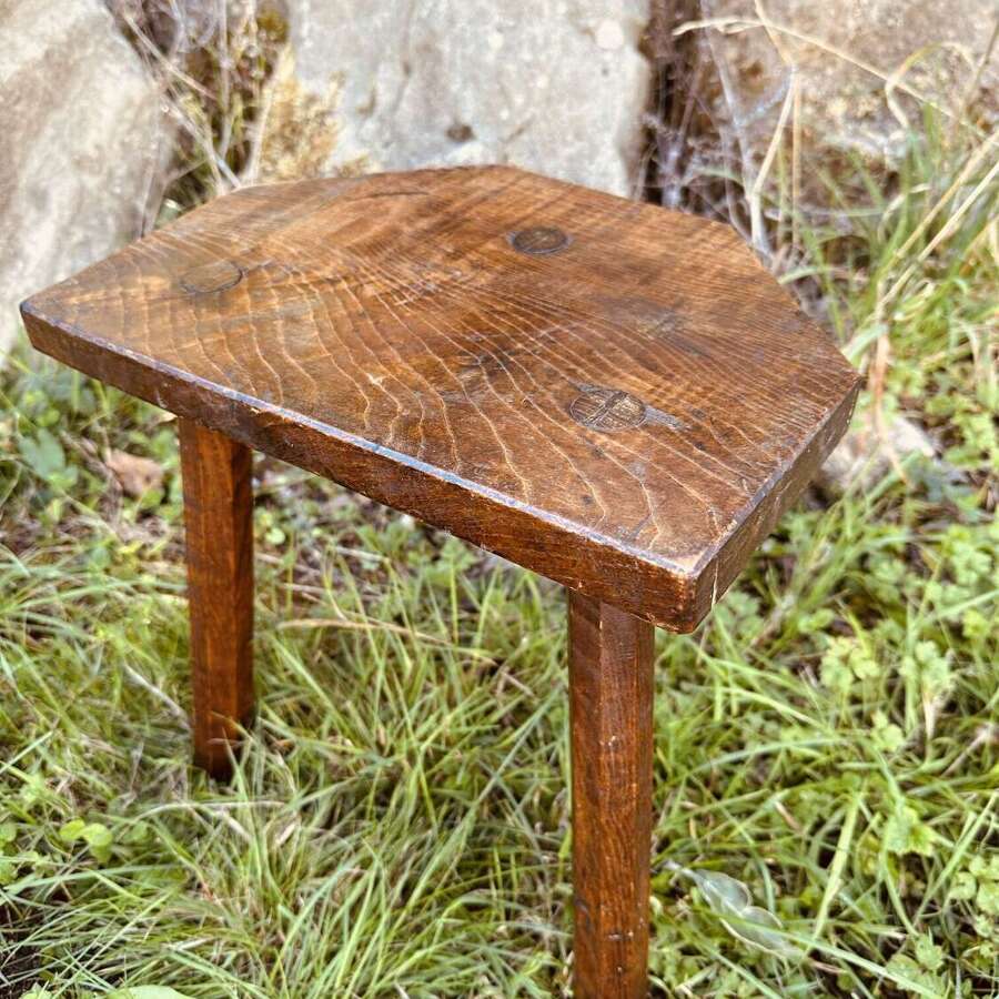 CUTLER&rsquo;S&nbsp; STOOL (INDUSTRIAL FOLK ART STOOL) IN ELM AND ASH, C1880